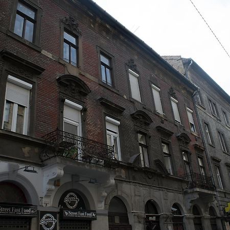 Akacfa 2 Bedroom Center Apartment Budapest Exterior photo